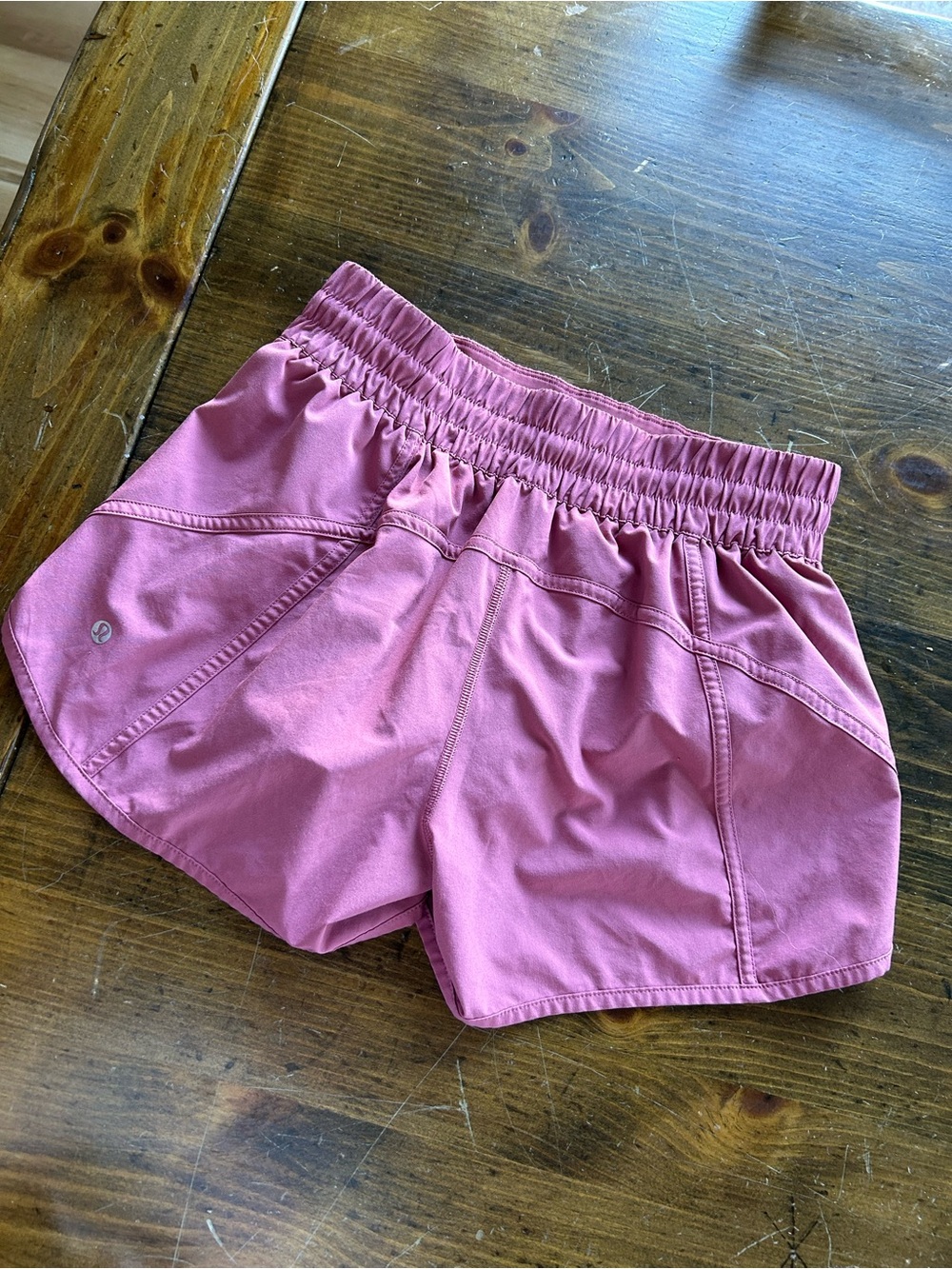 Lululemon Track that Shorts 3” sz 8- velvet dust - Picture 7 of 7